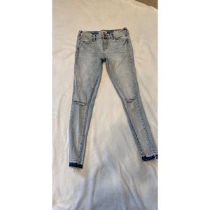 Mid rise skinniest ankle jeans